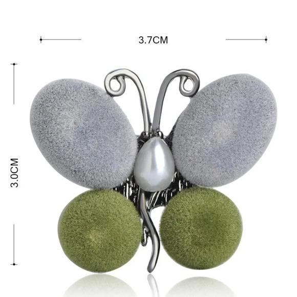 Plush Butterfly Brooch with a Pearl - Picture 4 of 7